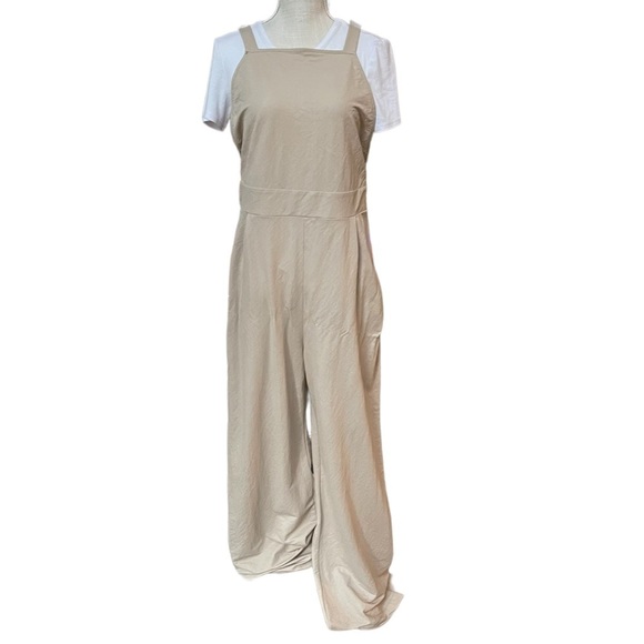 Zara Open Back Tie Full Body Long Jumpsuit in Light Tan Size: L - Picture 2 of 11
